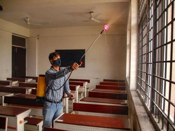 Karnataka Colleges Reopens: 14 जनवरी से कर्नाटक में कॉलेज खुलेंगे, कर्नाटक सरकार ने की घोषणा