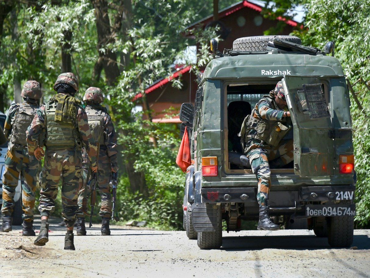 J&K: आर्मी के जवान की हत्या का सुरक्षा बलों ने 24 घंटों में लिया बदला, कश्मीर में 72 घंटों में 12 आतंकी ढेर