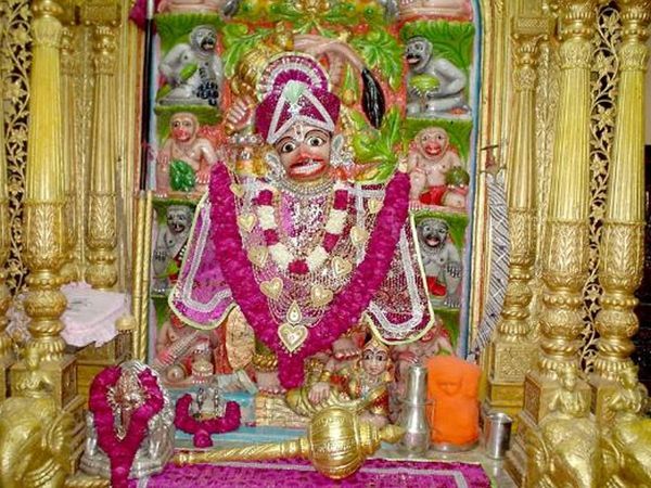 Famous Hanuman temples of India : गुजरात के इस मंदिर में स्‍थापित है हनुमान जी का कष्‍टभंजन स्‍वरूप, दर्शन से दूर होती हैं ये समस्‍याएं 