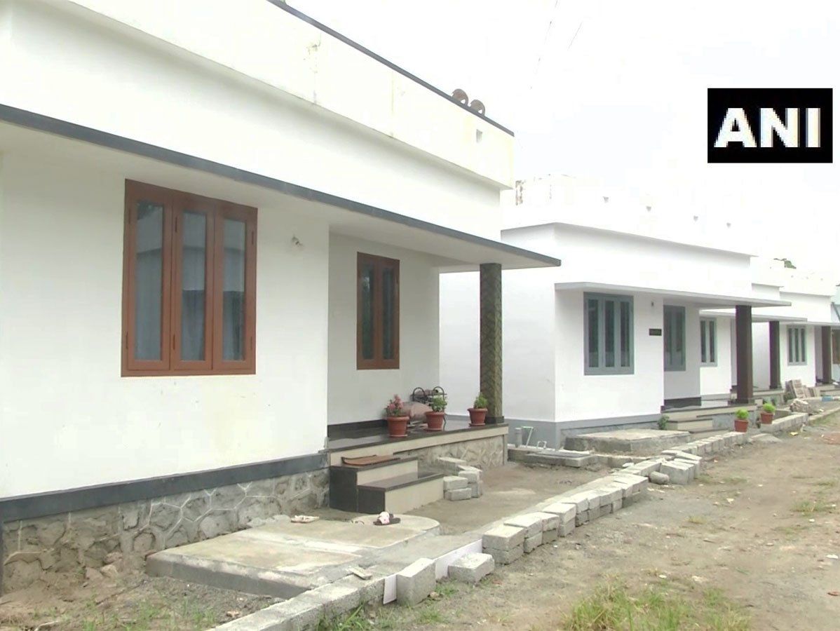 सेवा की अनूठी मिसाल! केरल में 'बेघरों' को लेकर उमड़ा टीचरों का प्यार, एक-दो नहीं बनवा डाले '150 घर'