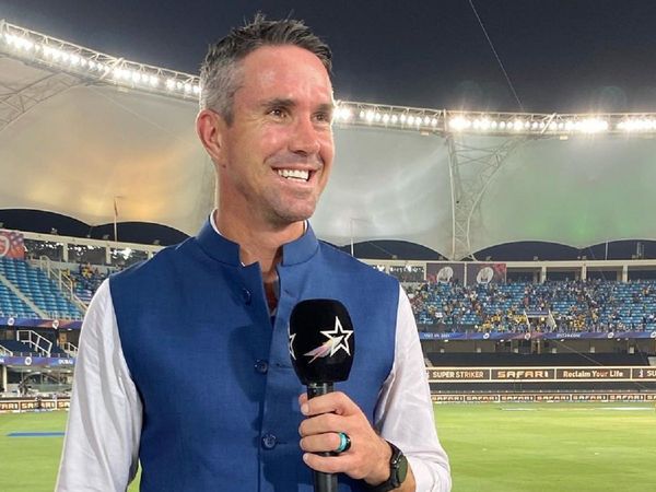 Kevin Pietersen defends Team India