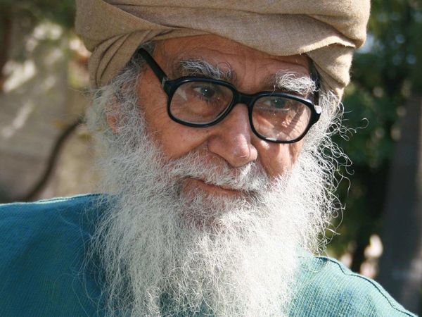 Padma awardee scholar Maulana Wahiduddin dies of Covid at 97