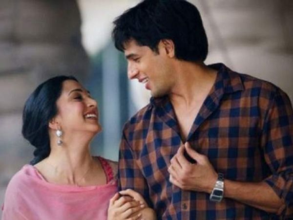 Kiara Advani and Sidharth Malhotra kissing in Shershaah | शेरशाह फिल्म में कियारा आडवाणी और सिद्धार्थ मल्होत्रा का किसिंग सीन