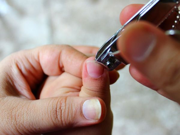 Child Care, Child Health News, Parenting Tips in hindi, Parenting Tips, How Do you take good care of your children nails at home, How to keep you child's nails clean, Nail care tips in hindi, Nail Care Tips