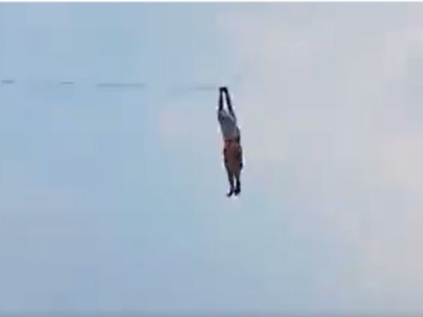 Kite Viral Video man hanging in the air with kite Then What Happened Watch Shocking Viral Video