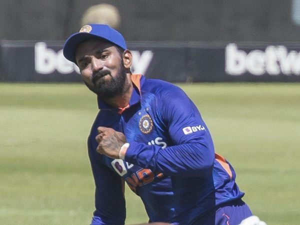 KL Rahul donates 31 lakh rupees for treatment of Varad Nalawade