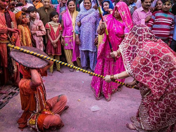 Lathmar Holi Barsana 2020 Date ritual How to celebrate play reach in barsana uttar pradesh read details