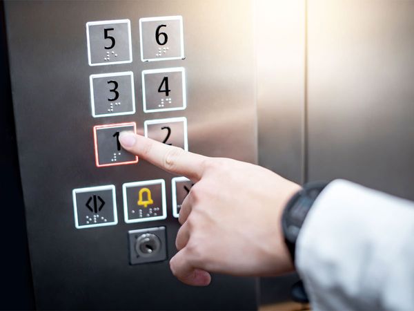 lift failure in Ghaziabad