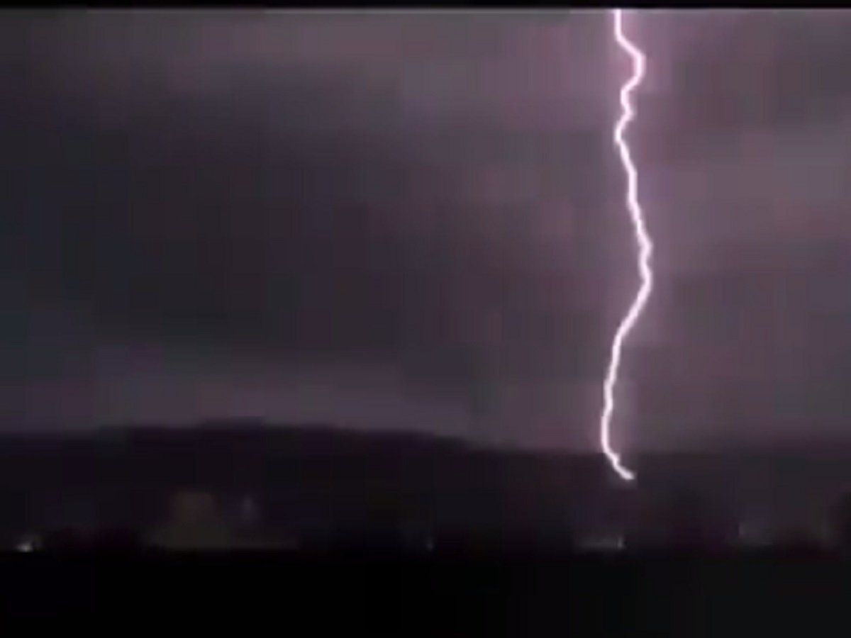 lightning strike kills 16