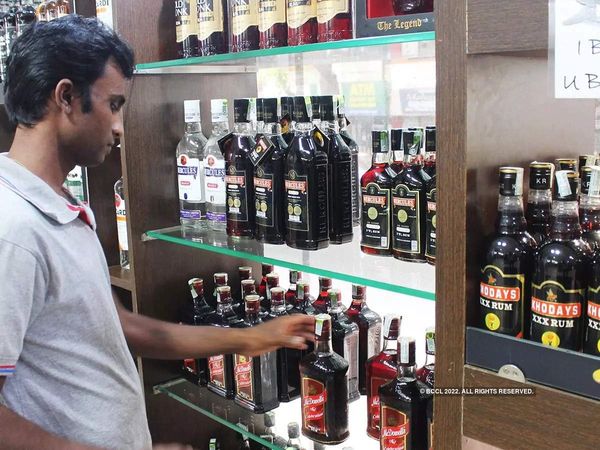 Delhi Excise Policy, Liquor Shop in Delhi, Arvind Kejriwal, Aam Aadmi Party, CBI
