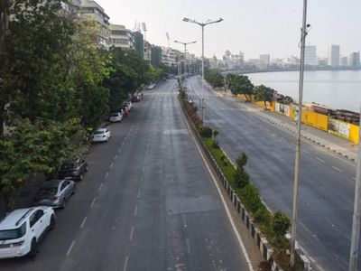 Lockdown extended in Maharashtra till 31 may vaccination drive for 18-44 age suspended Lockdown extended in Maharashtra till 31 may vaccination drive for 18-44 age suspended