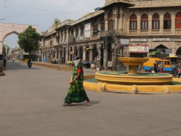 COVID-19 : Siwan, Begusarai & Nawada completely sealed curfew-like situation 