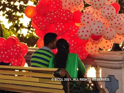 Bhadohi News: माशूका के घर दुल्हन बन पहुंचा युवक, फिर जो आगे हुआ वो है दिलचस्प