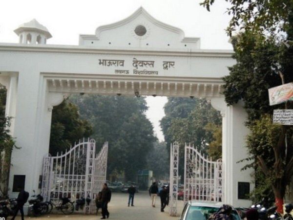  Lucknow  University