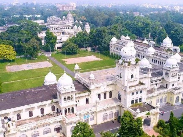 lucknow university