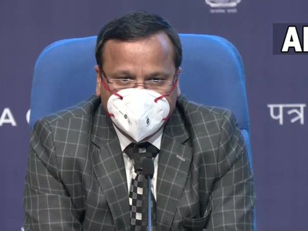 Govt will send SMS to elderly population to remind them for taking precautionary dose