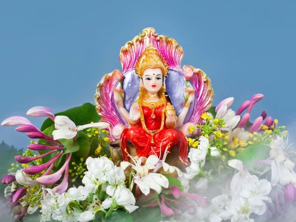 Goddess Lakshmi Ji