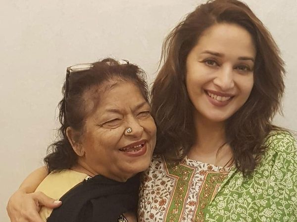 Madhuri Dixit with Saroj Khan