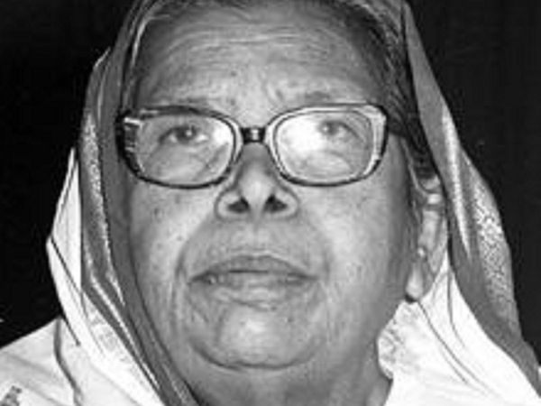  Today's History: आज ही के दिन हुआ था 'आधुनिक मीरा' महादेवी वर्मा का जन्‍म, जानें और क्‍या हुआ था आज