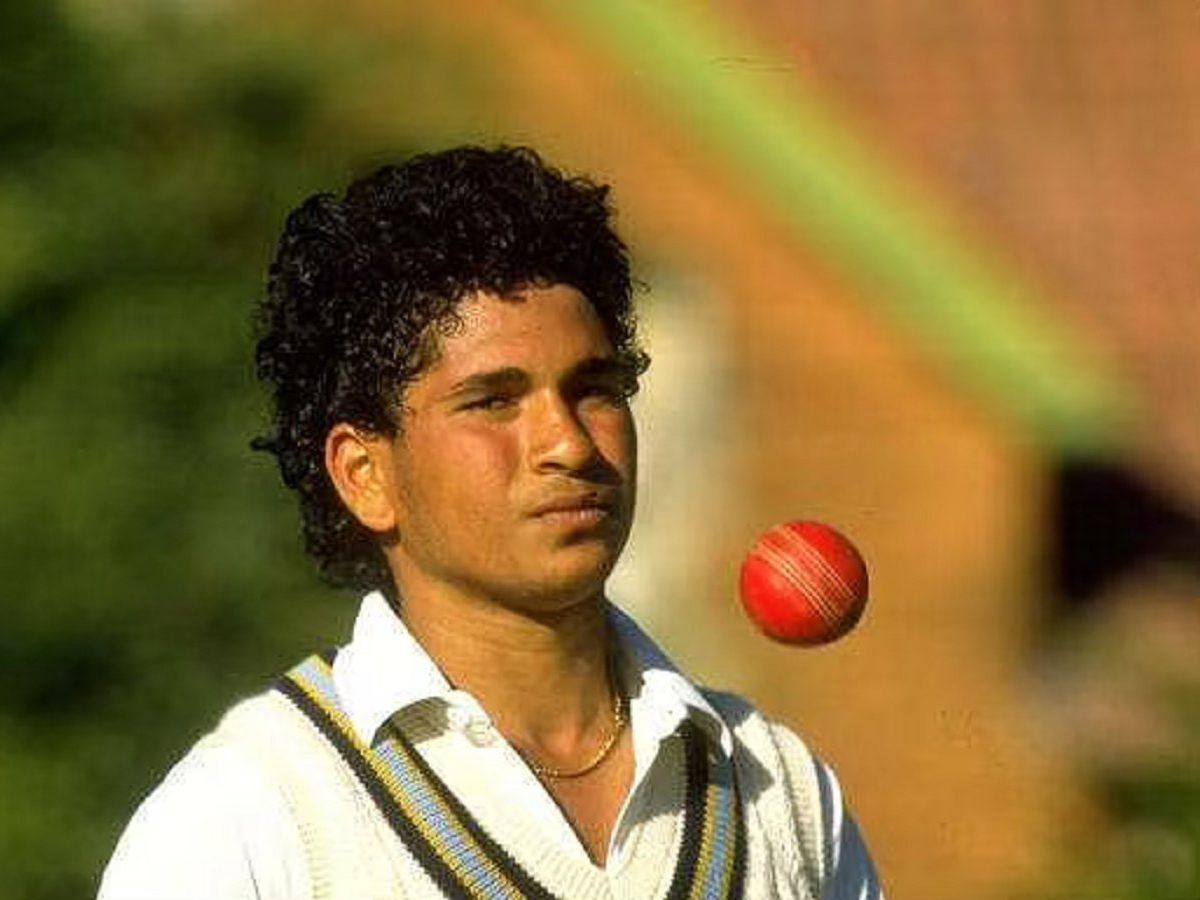 Sachin Tendulkar debut I आज के दिन: जब 16 साल के मास्‍टर ब्‍लास्‍टर ने  पाकिस्‍तान में किया इंटरनेशनल डेब्‍यू on this day in 1989 sachin tendulkar  makes his india debut in karachi | Cricket