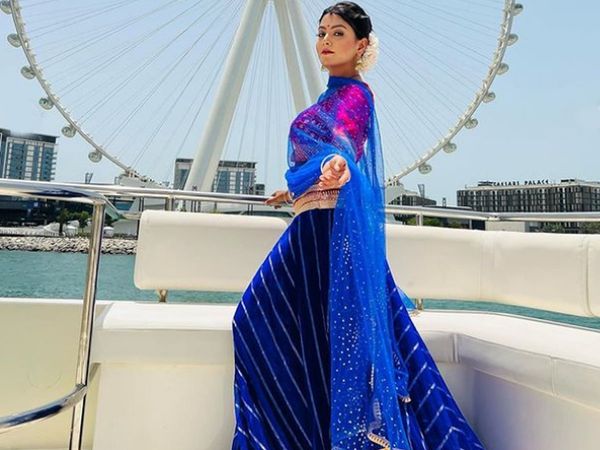 Actress Mahi Srivastava