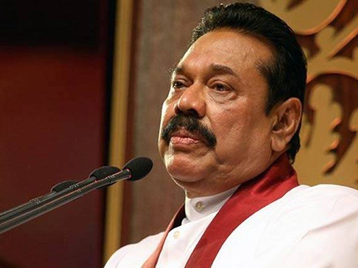 Sri Lanka Crisis : आखिरकार अपने भाई को PM पद से हटाने के लिए तैयार हुए राष्ट्रपति गोटाबाया