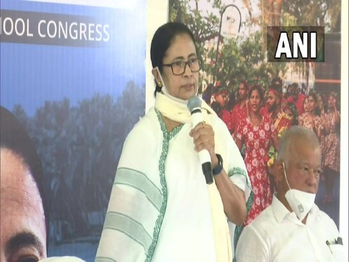 Mamata Banerjee in Goa: गोवा में ममता बनर्जी, 'केंद्र की दादागीरी नहीं चलने देंगे'