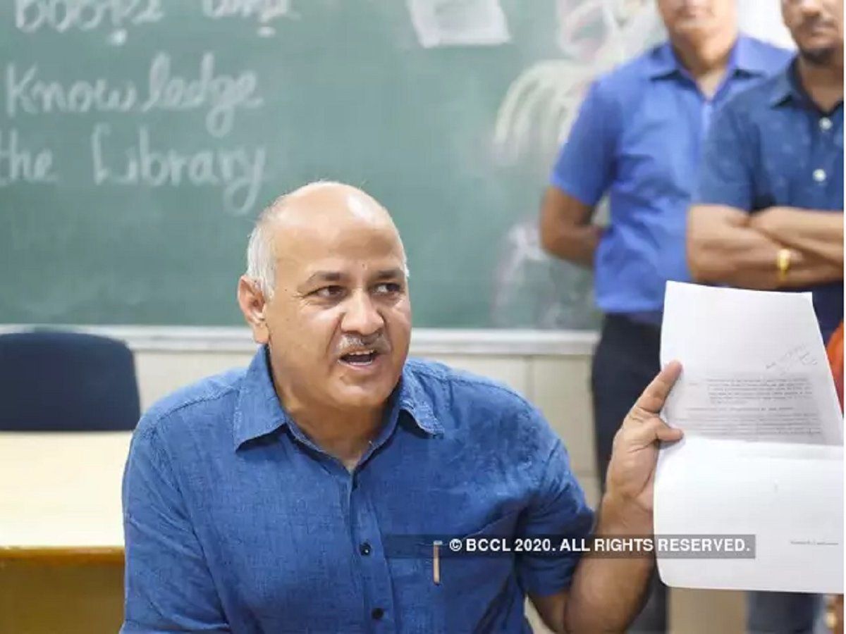 'रद्द की जाएं CBSE की लंबित परीक्षाएं', मनीष सिसोदिया ने लिखा MHRD को पत्र