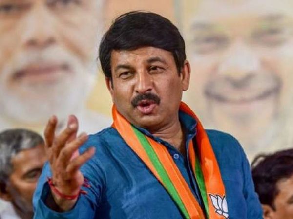 BJP leader Manoj Tiwari injured during protest in Delhi