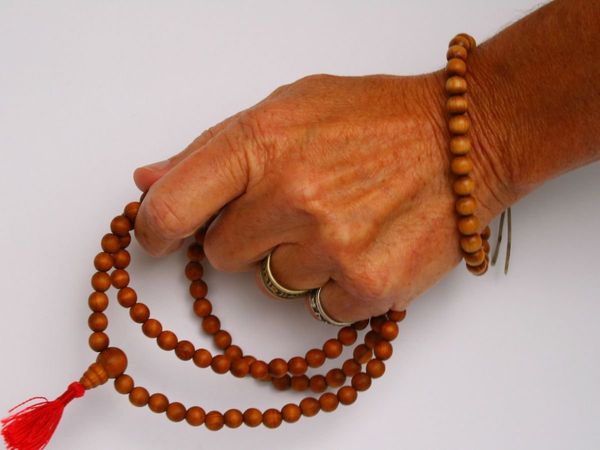 Mantras Jaap During Worship