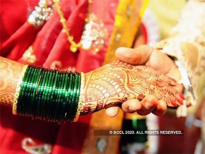 शादी समारोहों में अब सीमित होगी मेहमानों की संख्‍या, इन राज्‍यों में जारी की गई नई गाइडलाइंस
