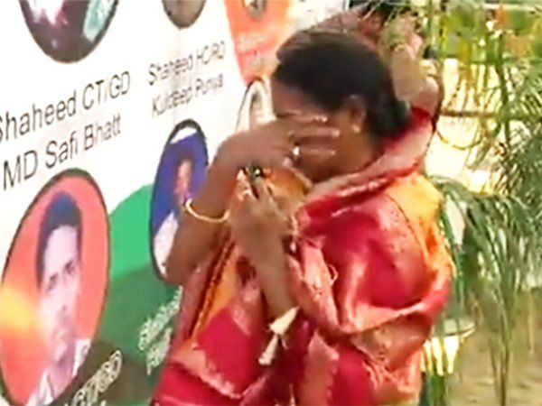 martyr's crying mother video