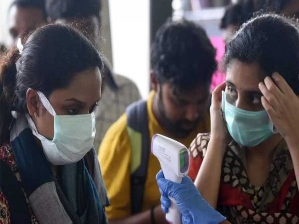 Wearing of mask is mandatory in train travel