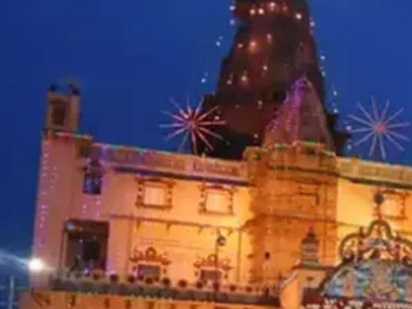 कृष्ण जन्मभूमि पर ईदगाह मस्जिद को लेकर कोर्ट ने स्वीकार की याचिका, 18 नवंबर को होगी अगली सुनवाई