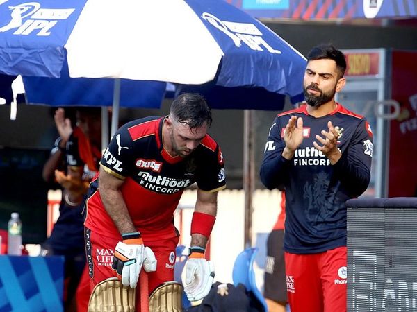 glenn maxwell and virat kohli