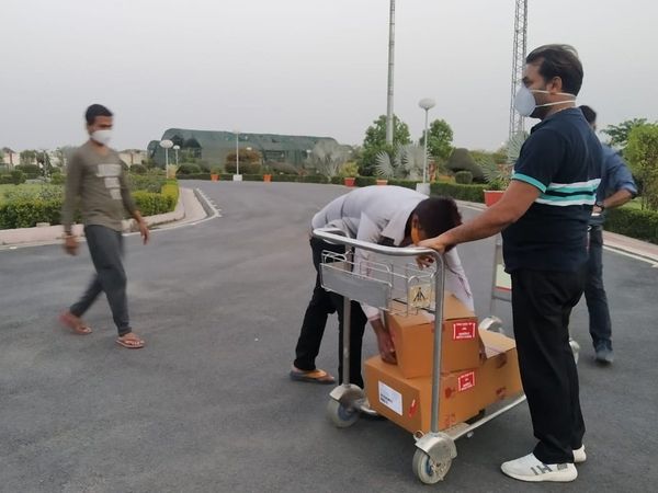  Facing crisis, UP airlifts 25,000 Remdesivir vials from Gujarat