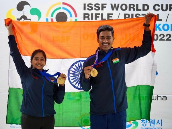 Mehuli Ghosh and Shanu Mane