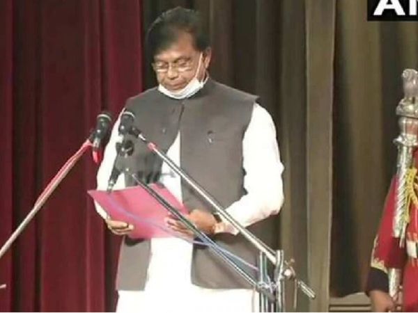 भ्रष्‍टाचार के आरोपों के बीच बिहार के शिक्षा मंत्री का इस्‍तीफा, 3 दिन पहले ही ली थी शपथ
