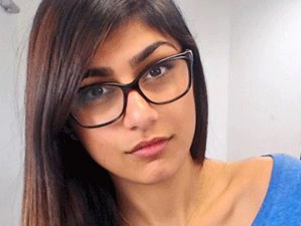 Hindu outfit protests against Mia Khalifa, Ex Adult star tweets  