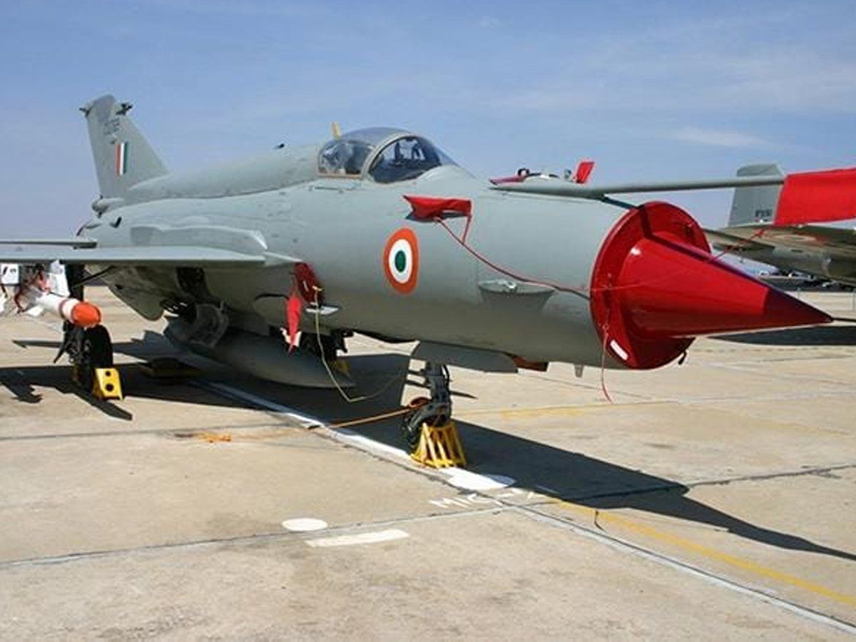 400 क्रैश, 200 पायलट्स की शहादत के बावजूद अगले 3 साल तक IAF में शामिल रह सकते हैं MiG-21, जानें क्यों?