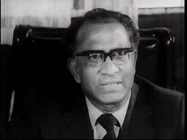 Aaj ka Itihas, September 12,Mihir Sen created history,Dardanelles Strait 