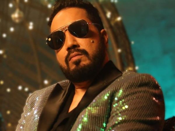 Mika Di Vohti grand promo shoot: makers spend Rs 5 crore for the launch of Mika singh Tv show Swayamvar- 