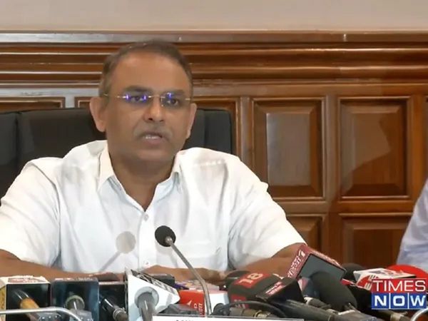 TRP scam: मुंबई पुलिस का सनसनीखेज खुलासा, Times Now को नंबर 2 पायदान पर रखने की कोशिश की गई