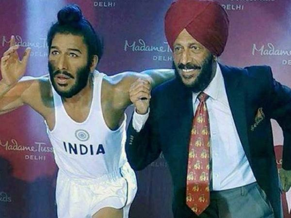 Milkha Singh with his wax statue