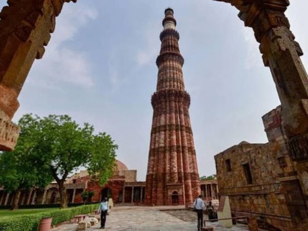 Qutb Minar was built by Raja Vikramaditya to observe the sun: Ex-ASI officer's big claim