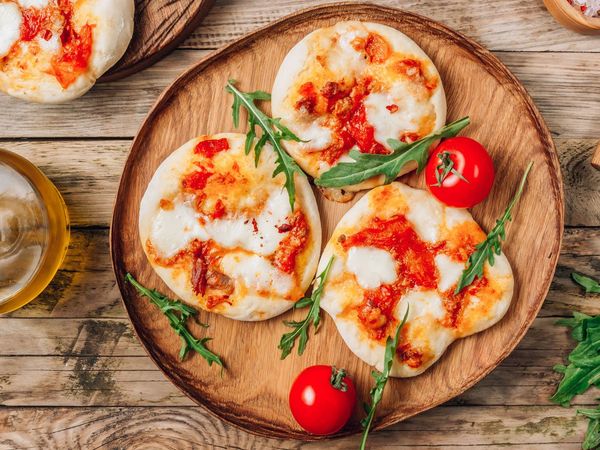 Mini Pizza Recipe in Hindi