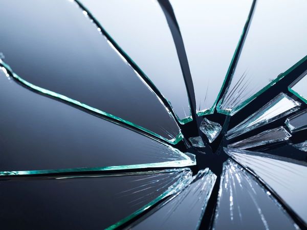 Vastu Tips For Breaking Mirror