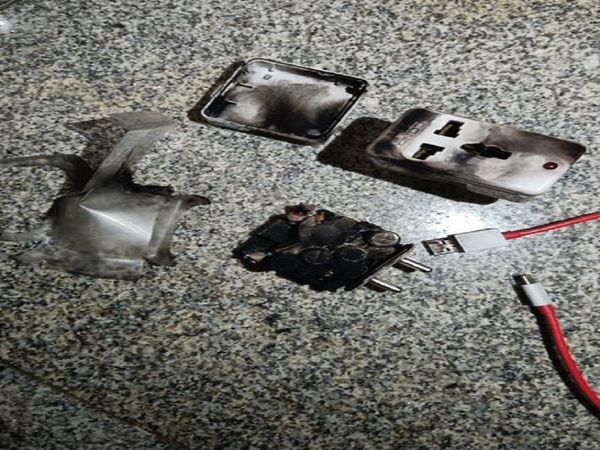 Mobile charger explodes, One Plus Nord 2 5g, Mobile Charger Structure