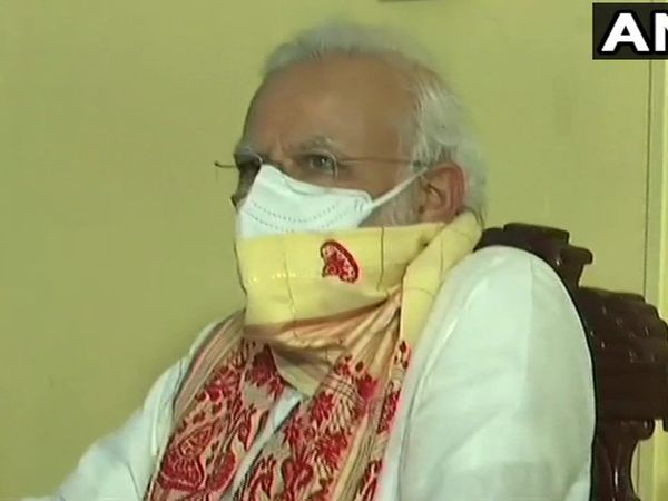 Narendra Modi says Center will give its full support to West Bengal 