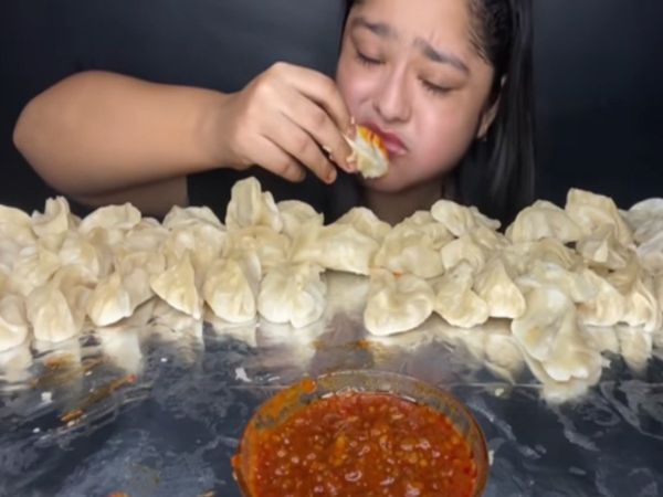 Shocking Video Girl eat to 100 momos challenge then what happened watch viral video